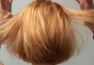 capelli moda 2017 caschetto colori trandy