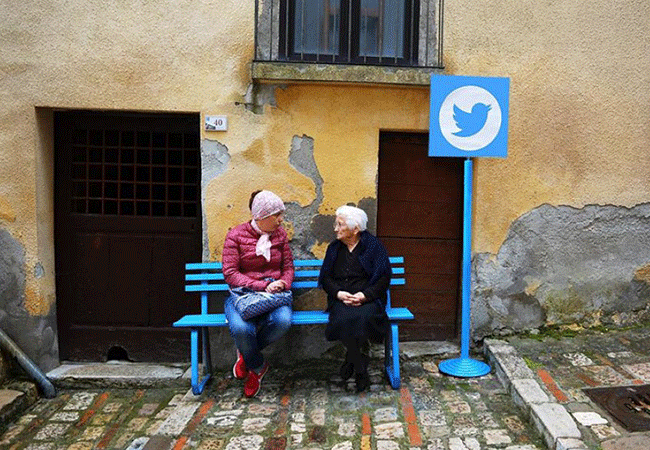 blonde suite - social network - twitter - facebook - guida - how to