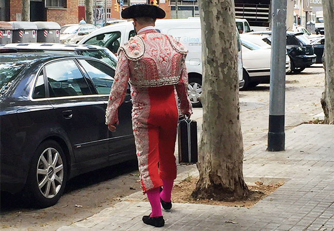 federica calarco - blonde suite - torero del moroso - barcellona - catalunia