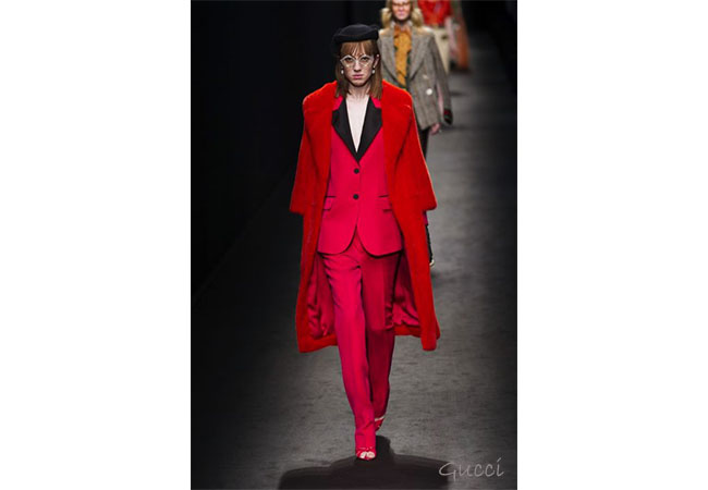  tailleur, blonde suite