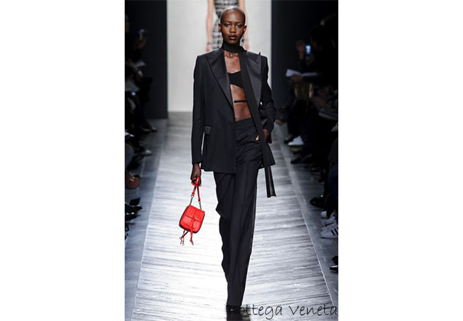  tailleur, blonde suite