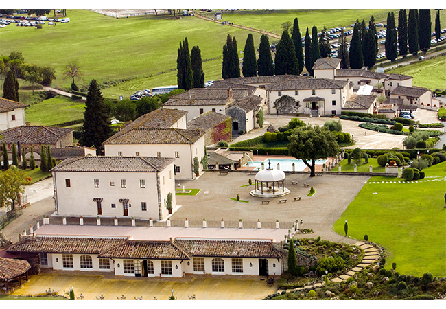 La bagnaia siena borgo spa campo da golf resort luxury