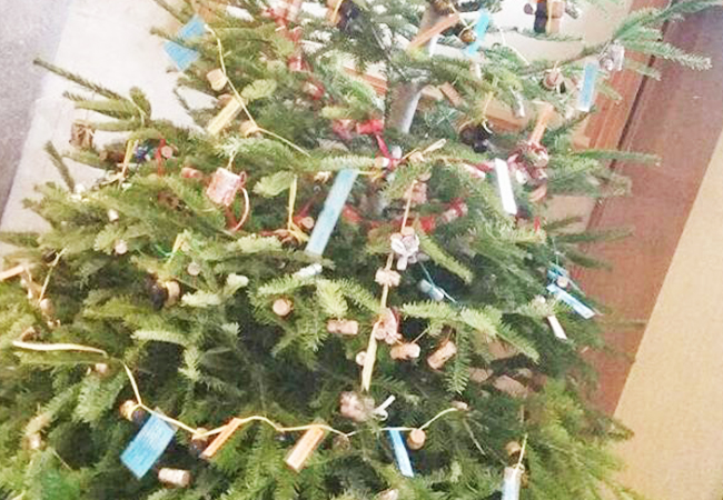 Green Evolution la sfida ecologica di Vaillant albero di natale con sughero