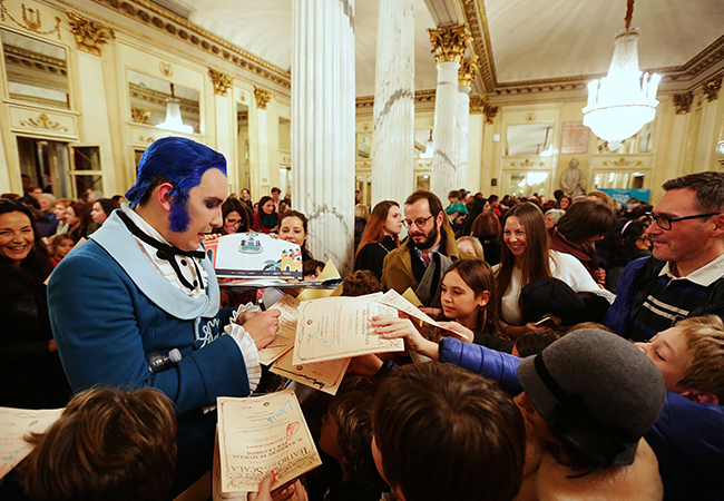 GIOTTO Colore Ufficiale Barbiere di Siviglia per Bambini