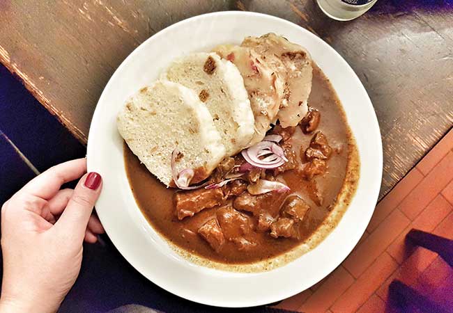 dove mangiare a praga - birrerie - fleku - gulash
